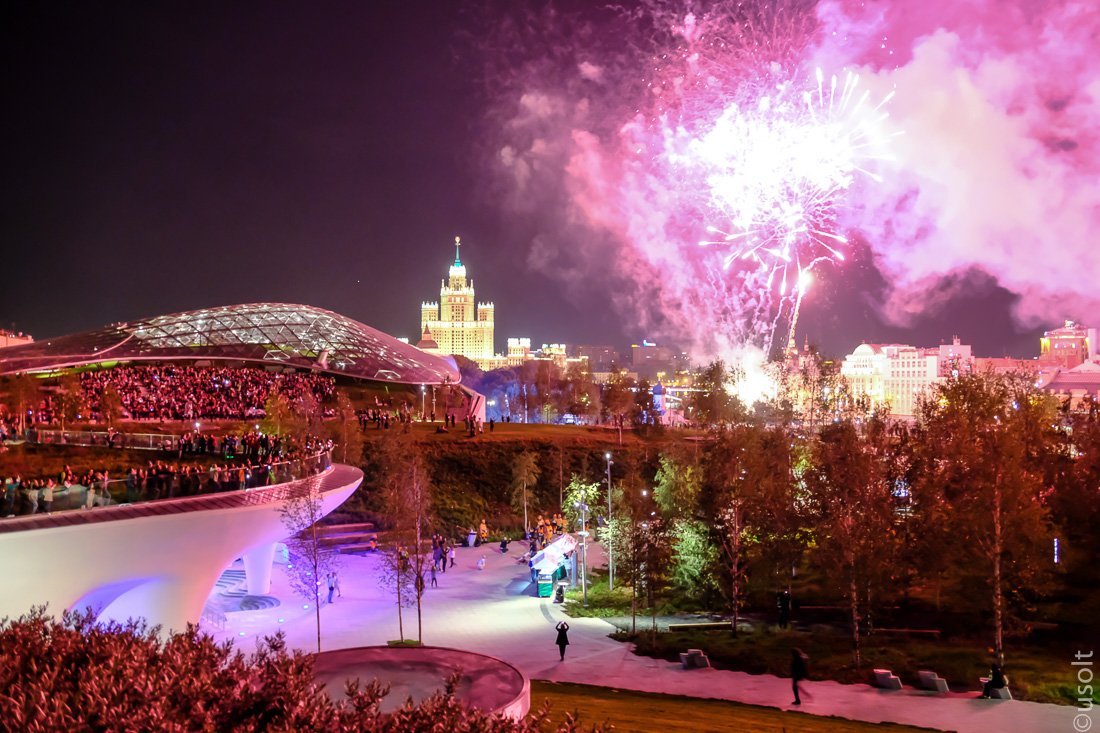 Зарядье / День города / Москва смотреть онлайн