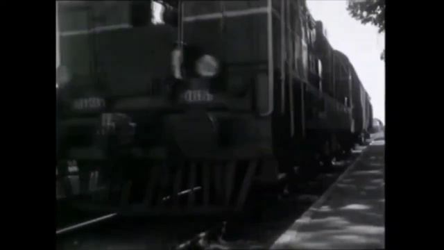 Песня "Поезд, как поезд, вагон, как вагон". Поёт Станислав Пенявский. Муз. А.Бурякова.Сл. Ю.Соболя смотреть онлайн