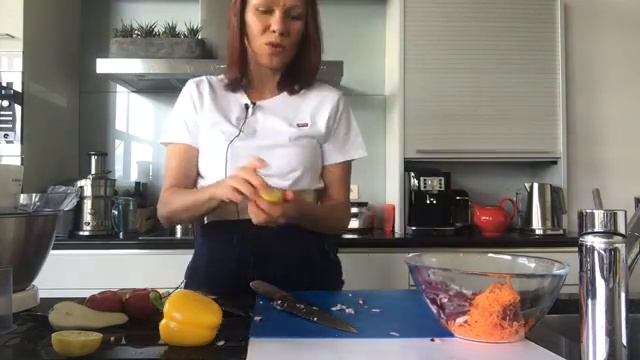 ВЕГЕТАРИАНСКИЙ ВКУСНЫЙ ПОЛЕЗНЫЙ САЛАТ С ЧЕЧЕВИЦЕЙ смотреть онлайн