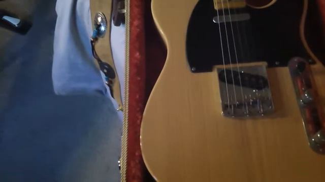 Classic Vibe Telecaster Fender Tweed Case Deluxe Strap $399 смотреть онлайн