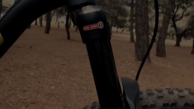 SPECIALIZED ROCKHOPPER | “My Bike” | Eme Miranda смотреть онлайн