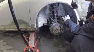 Замена переднего амортизатора Honda Fit GD 2001 - 2007г.в.