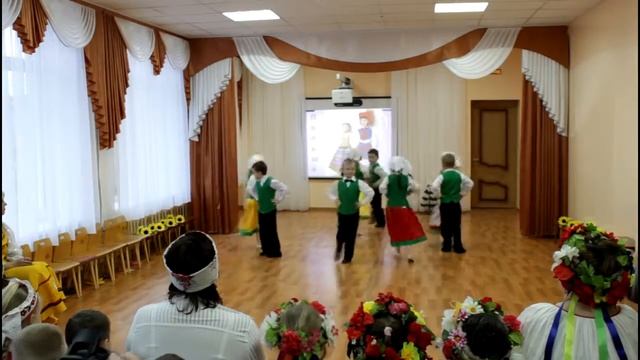 Фестиваль Венок дружбы Козинская Л Н смотреть онлайн