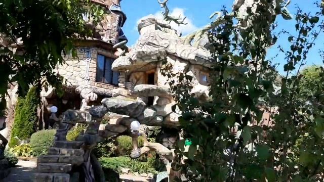 Козельские достопримечательности - Сказочный Дом/Вихляндия | Экскурсия по г. Козельску смотреть онлайн