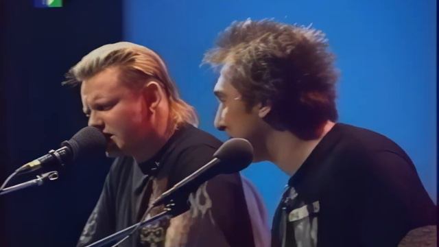Король и шут - Ломтик хлеба (2005) | Акустика в открытом проекте "Кухня" на ТВЦ | AI Upscale смотреть онлайн