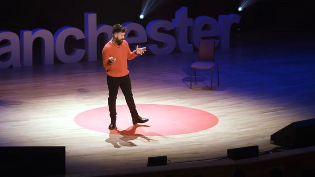 Defeating Homelessness, One Haircut at the Time | Ged King | TEDxManchester смотреть онлайн