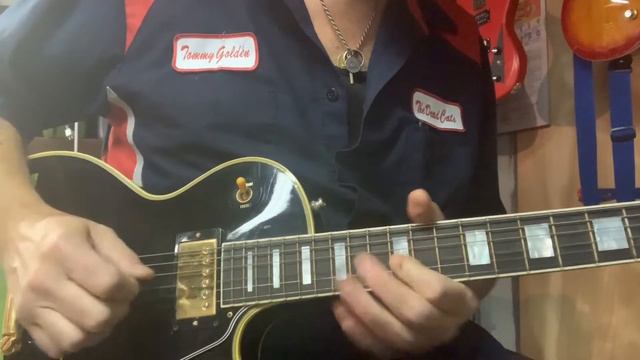 Gibson Les Paul Custom R7 Reissue смотреть онлайн