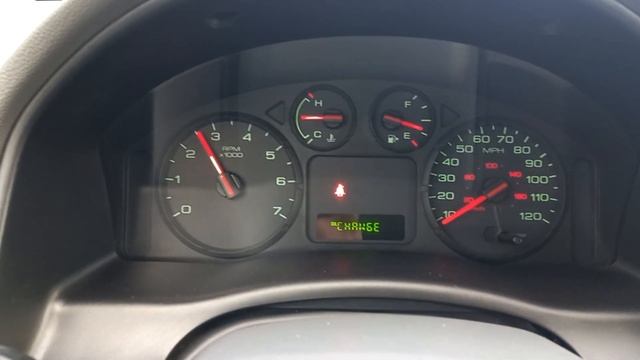 Запуск двигателя Ford Freestyle 2005 года/ start up 2005 Ford Freestyle смотреть онлайн