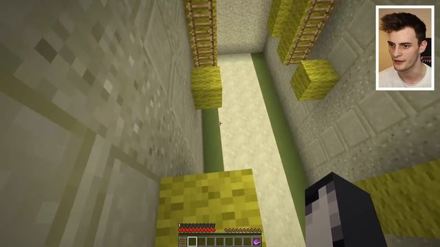 PARKOUR TO ESCAPE THE LAVA! (Minecraft Super Lava Run) смотреть онлайн