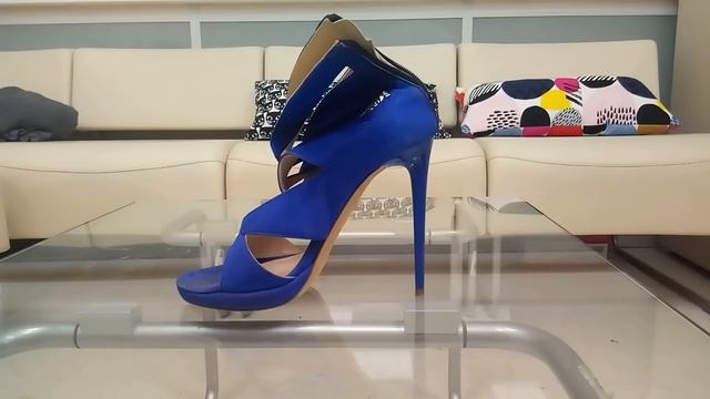 Yuliya WolFoX Volkova - Shoes To Choose смотреть онлайн