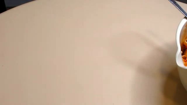 Запеканка из макарон с колбасой. "Утилизатор". смотреть онлайн