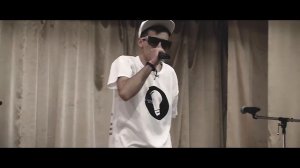 Дым под потолок...