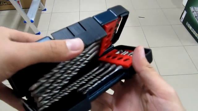 Unpacking / Unboxing Bosch SDS-plus Bohrer-Set In Tough Box 8-tlg. 2607019902