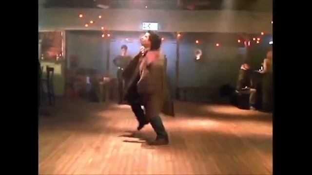 John Travolta Dancing to Balkan Music смотреть онлайн