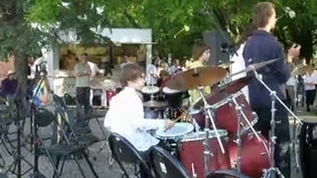 "Jazzberény Band" térzene fesztivál Hatvanban 2009 смотреть онлайн