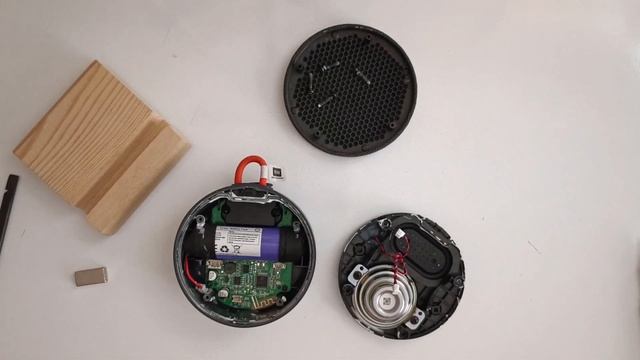 Xiaomi Mi Outdoor Portable Bluetooth Speaker Disassemble TearDown | Hoparlörün İçini Açmak смотреть онлайн