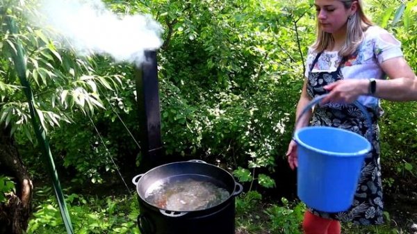 Cooking delicious Ukrainian borch! Red borscht recipe! Village life