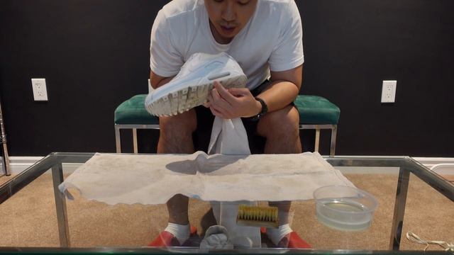 How to Clean All White Nike Air Max 90s with Household Items смотреть онлайн