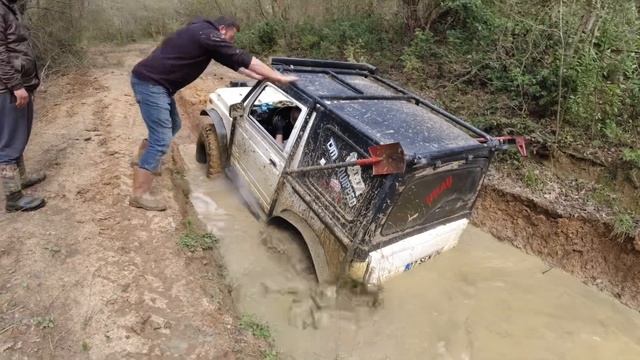 EXTREME OFF-ROAD FOREST SAMURAI TROPHY- REAL MEN DRIVE HARD смотреть онлайн