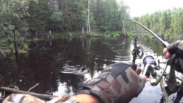 Рыбалка на таежной реке по большой воде. смотреть онлайн