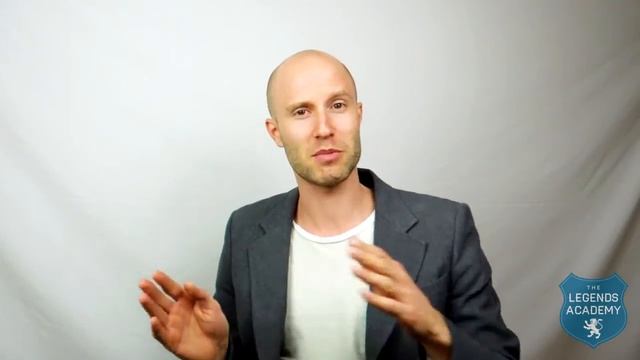 Should I Be Single Or In A Relationship? смотреть онлайн