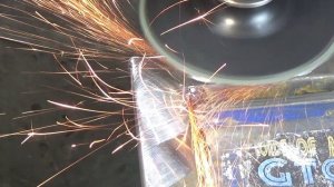 Чем зачистить сварные швы под покраску. Фибровые круги.