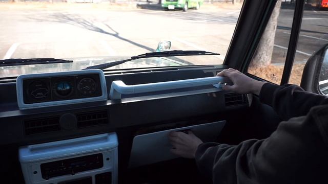 1993년식 갤로퍼 운전석부터 트렁크까지 꽉 찬 실내 리뷰 смотреть онлайн