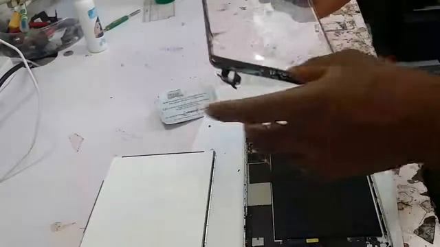 iPad mini 2 Touch screen replacement A1432 смотреть онлайн
