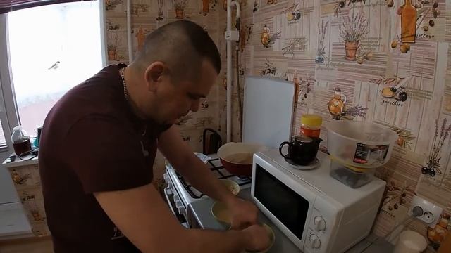 АМЕРИКАНСКАЯ ЕДА.Курочка рыба картошка во фритюре. смотреть онлайн