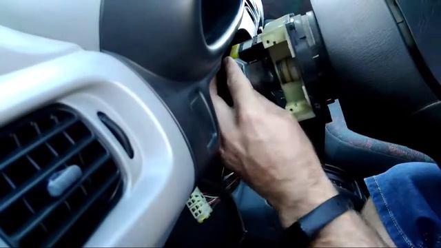 Замена контактной группы на Nissan Micra 2 смотреть онлайн