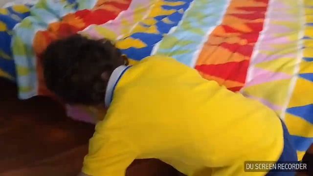 МОНСТР ПОД КРОВАТЬЮ. НИКОГДА НЕ СВЕШИВАЙ НОГИ С КРОВАТИ!!!. Страшилки на ночь.Страшные истории. смотреть онлайн