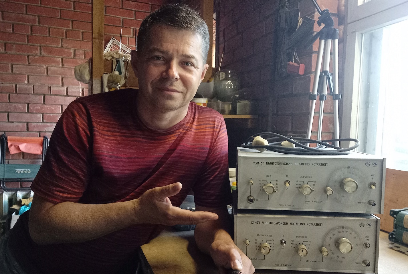 Разборка и сравнение двух низкочастотных генераторов Г3-112 и Г3-112/1. Приборы - драгметаллы. смотреть онлайн