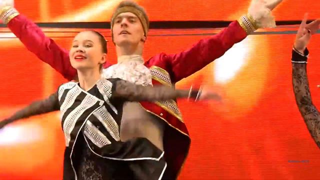 Танцевальный коллектив "Фантазия" на Гала-концерте IX Премии "Андрюша-2018" смотреть онлайн