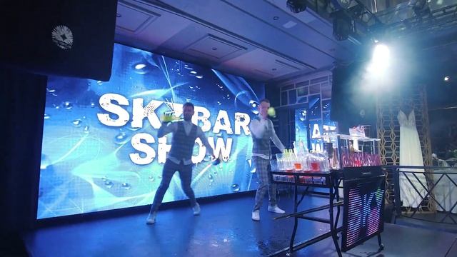 Лучшее Бармен-шоу в Нижнем Новгороде | Sky Bar Show | Действующие чемпионы Максим и Александр смотреть онлайн