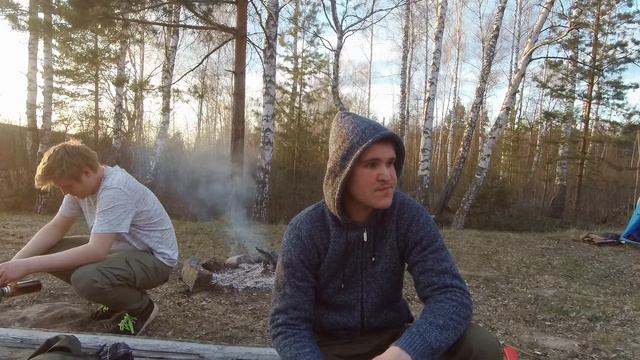 camping на волгу #походнаволгу выживание 24 часа на берегу волги с 2 палатками 4 человека смотреть онлайн