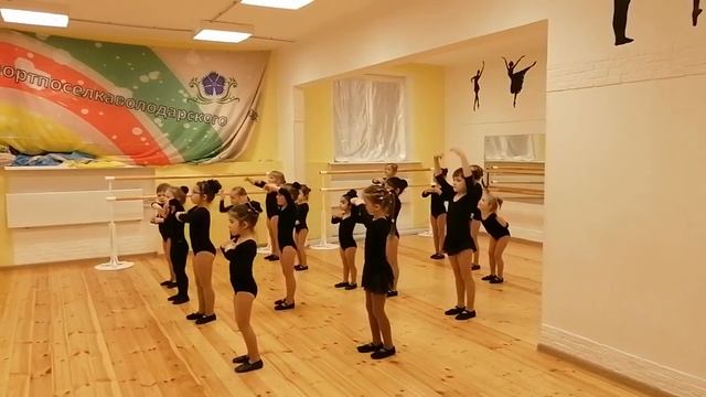 Самые большие слоники смотреть онлайн