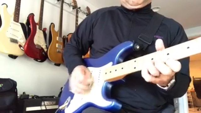 Strat in metallic lake placid blue смотреть онлайн