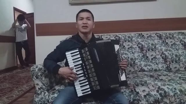 Паязов Жылдызбек "Апакем"Мамакеев крортунда смотреть онлайн