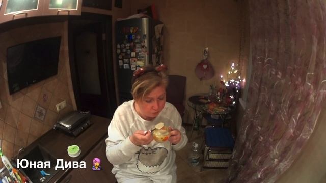 LC627:Женский клуб. 24.05.20 Ужин вечером в пижаме. Сосед сверху достал? смотреть онлайн