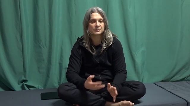 О чувстве жалости к себе и о том как не путать его с любовью (Алунайя. Сатсанг на ретрите) смотреть онлайн