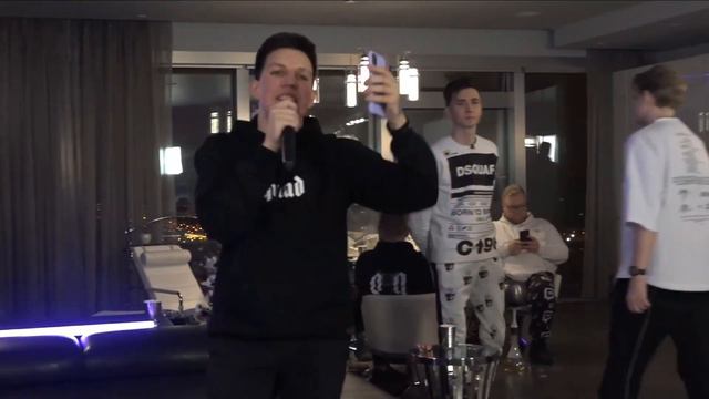 пьяный мазеллов навалил рэпа (дисс на эвелона три) на стримхате у хесуса смотреть онлайн