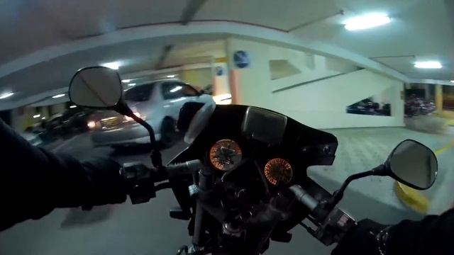 GitUp Git2 Pro: Low Light Exposure / Night Time Test Footage - Singapore City смотреть онлайн