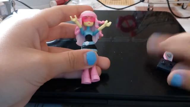 Расстановка кукол Лего монстер хай смотреть онлайн