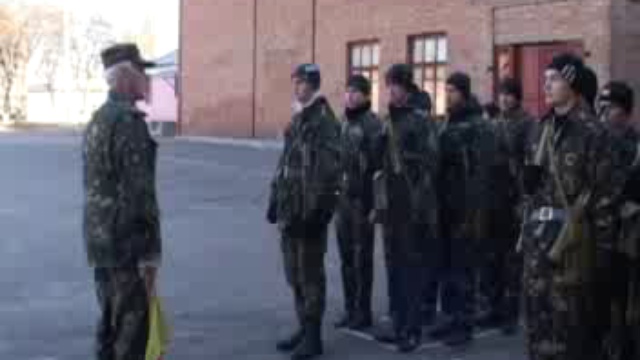 В одинадцатой школе воспитываются настоящие защитники Отчизны смотреть онлайн