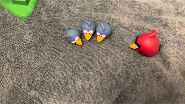 Angry Birds Amazing Adventures S1EP1: Poached Eggs (Part 1) смотреть онлайн