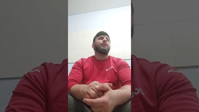 ХАРМАРДЕ Ё ЗАНЕ ЧИН ДОРАД ТО ОХИРШМ ГУШ КУНАД ШОЯД САРШ Ё ШИКАМАШ ДАРД МЕКУНАД Ё ДИЛАШ МЕШУРАД смотреть онлайн