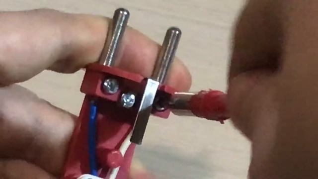 Подробное подключение и сборка электрической вилки смотреть онлайн