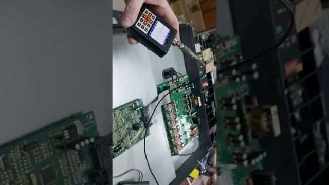 Проверка драйверов IGBT- ремонт Китайского преобразователя частоты 132 кВт в КИПлаб.РФ +79054188772 смотреть онлайн