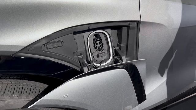 2024 Chevy Blazer EV: Education – Charge Port Door | Chevrolet смотреть онлайн