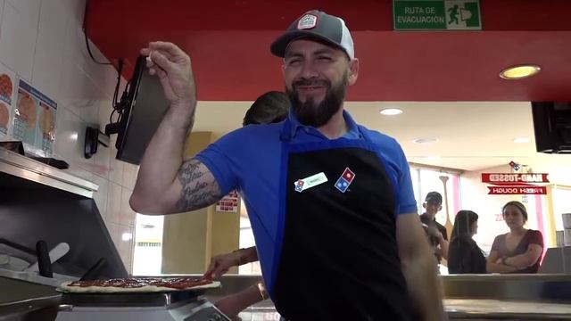 Reportaje - Domino´s Pizza